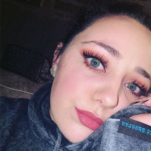 Meet your Posher, Alexa